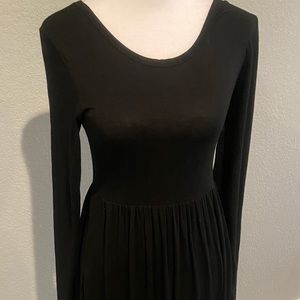 Long Sleeve Black Basic Cotton Maxi Dress, Size Small